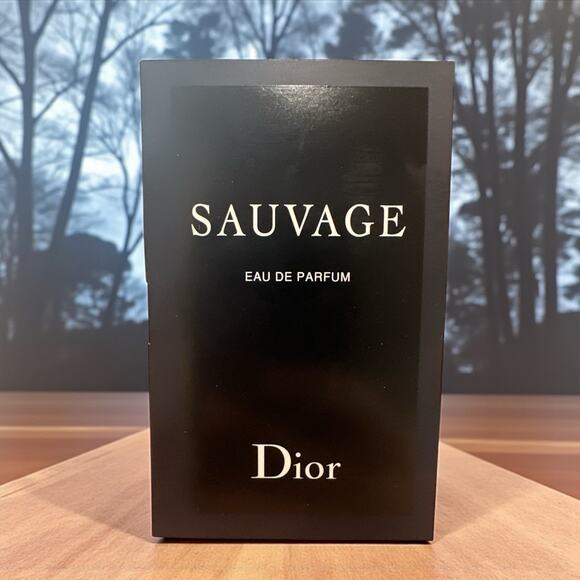 Dior Sauvage Eau de Parfum Sample Spray (1 ml / 0.03 fl oz) - Picture 1 of 2